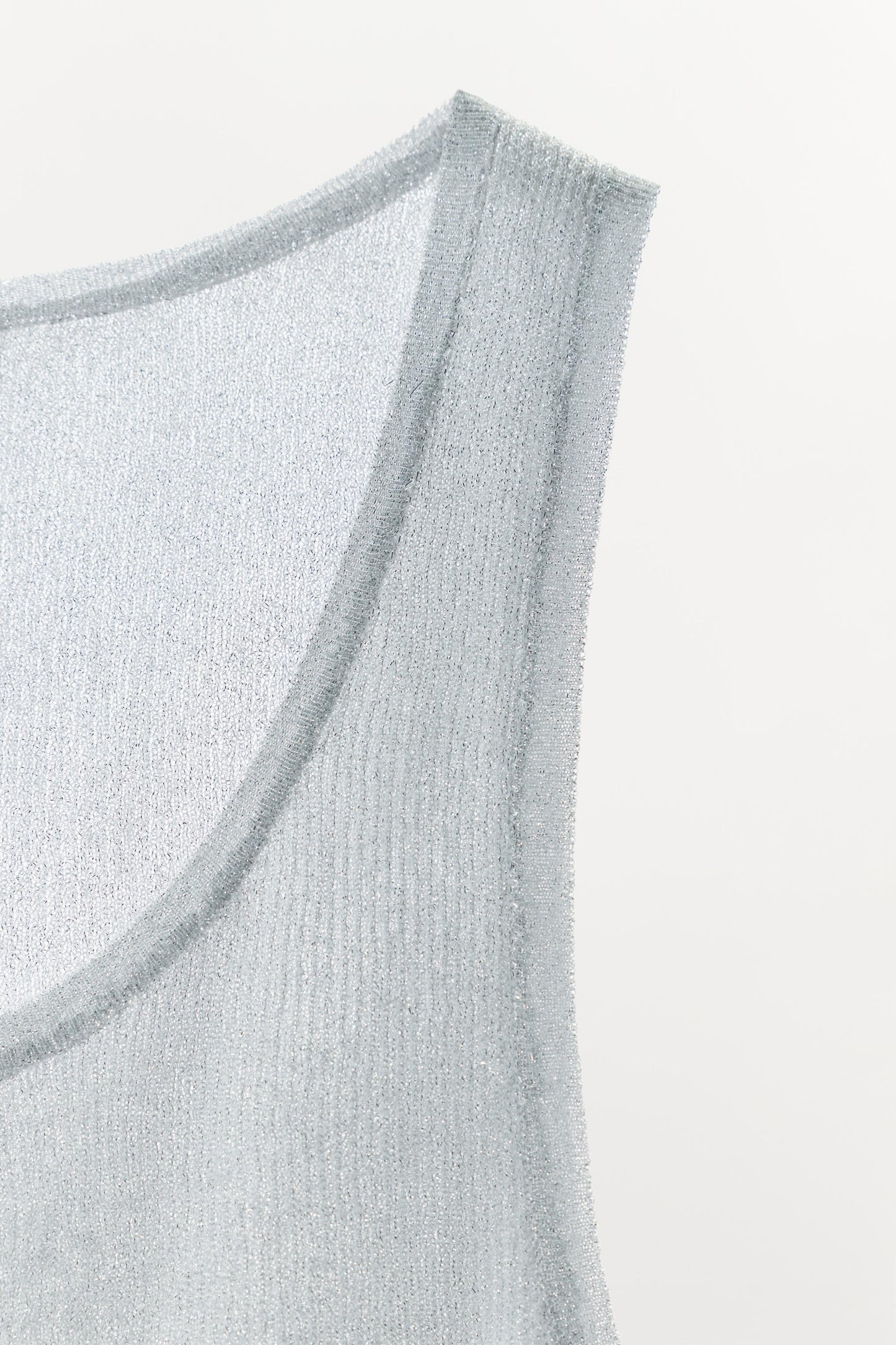 METALLIC THREAD TOP