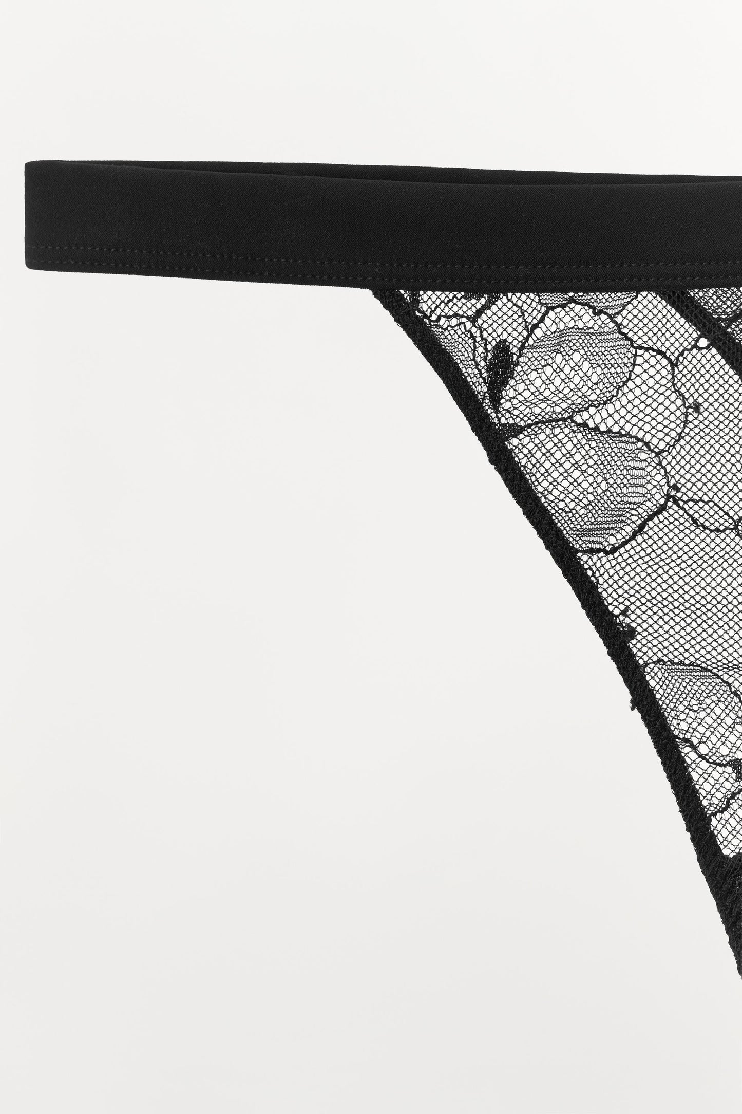 LACE THONG
