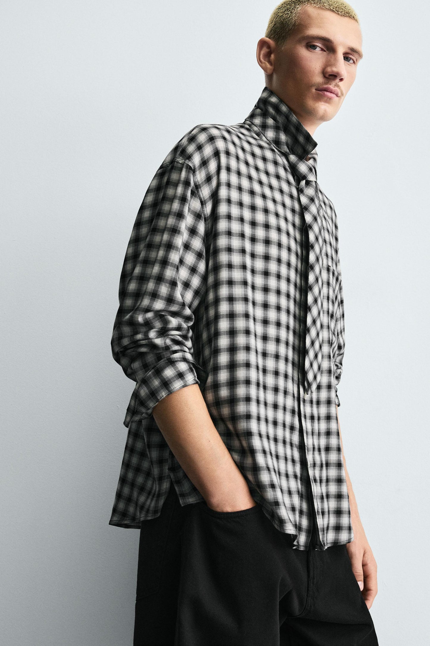 CONTRAST PLAID SHIRT WITH TIE