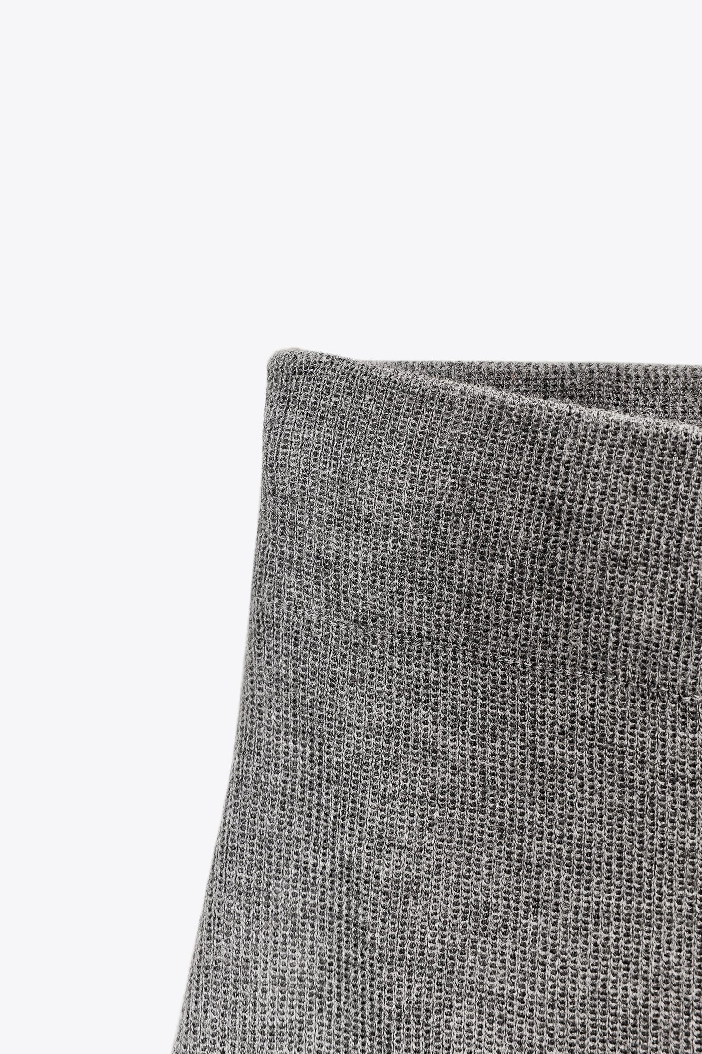 PLAIN KNIT MIDI SKIRT