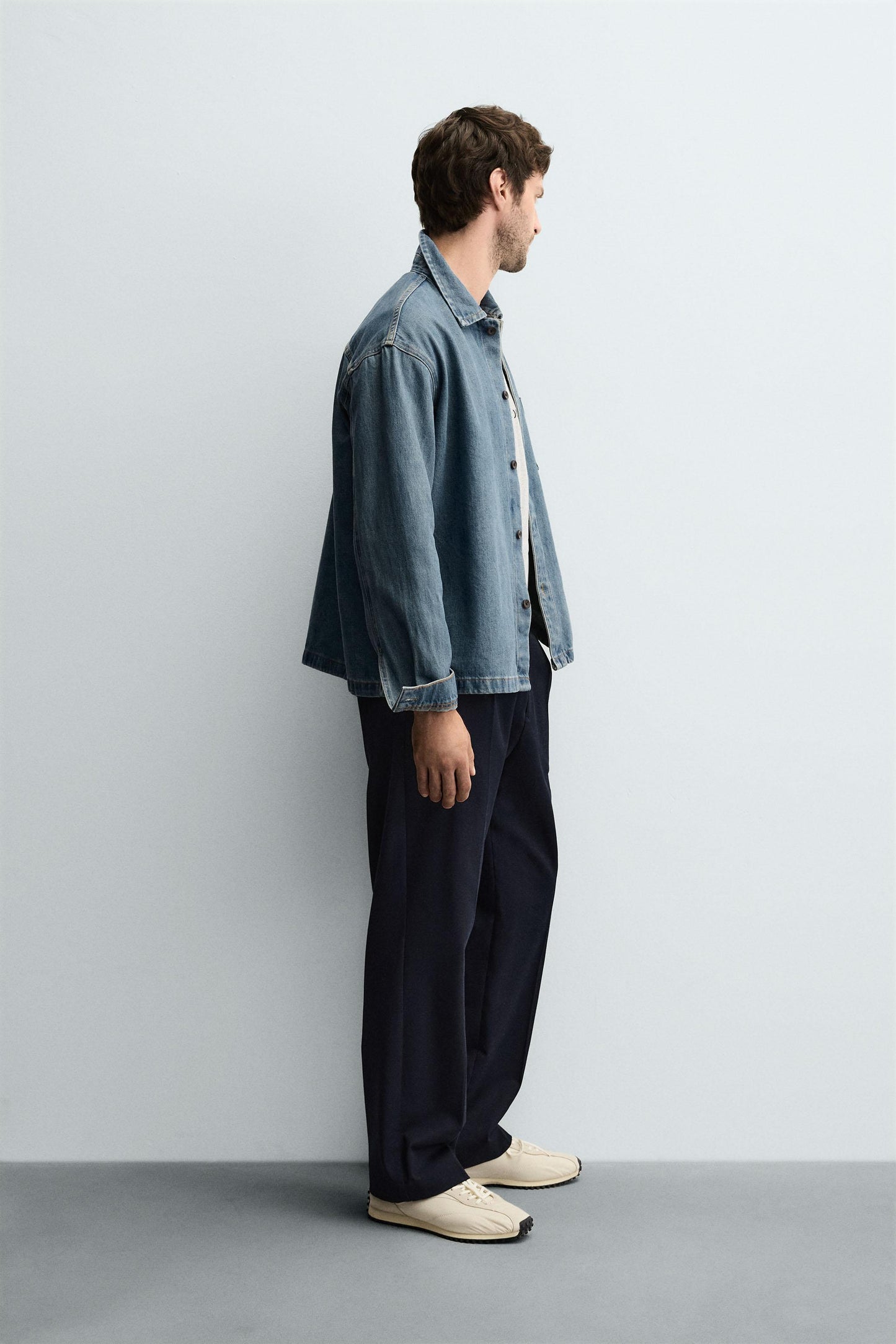 BOXY FIT DENIM SHIRT