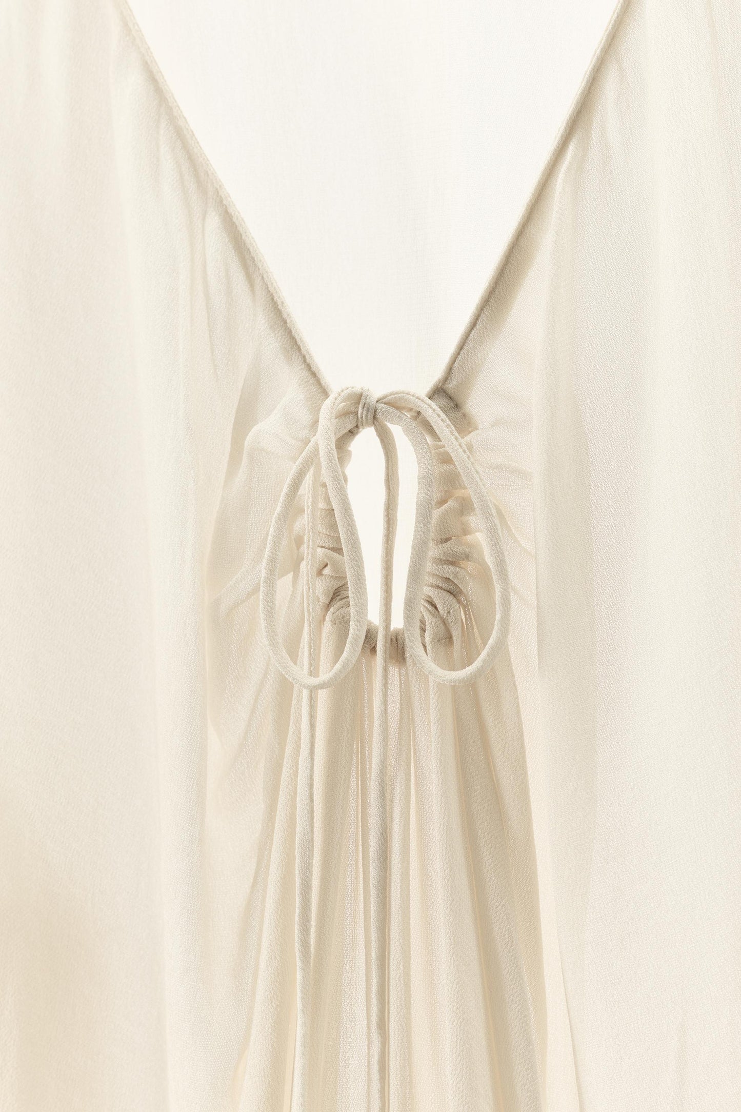 FLOWY SEMI-SHEER TOP