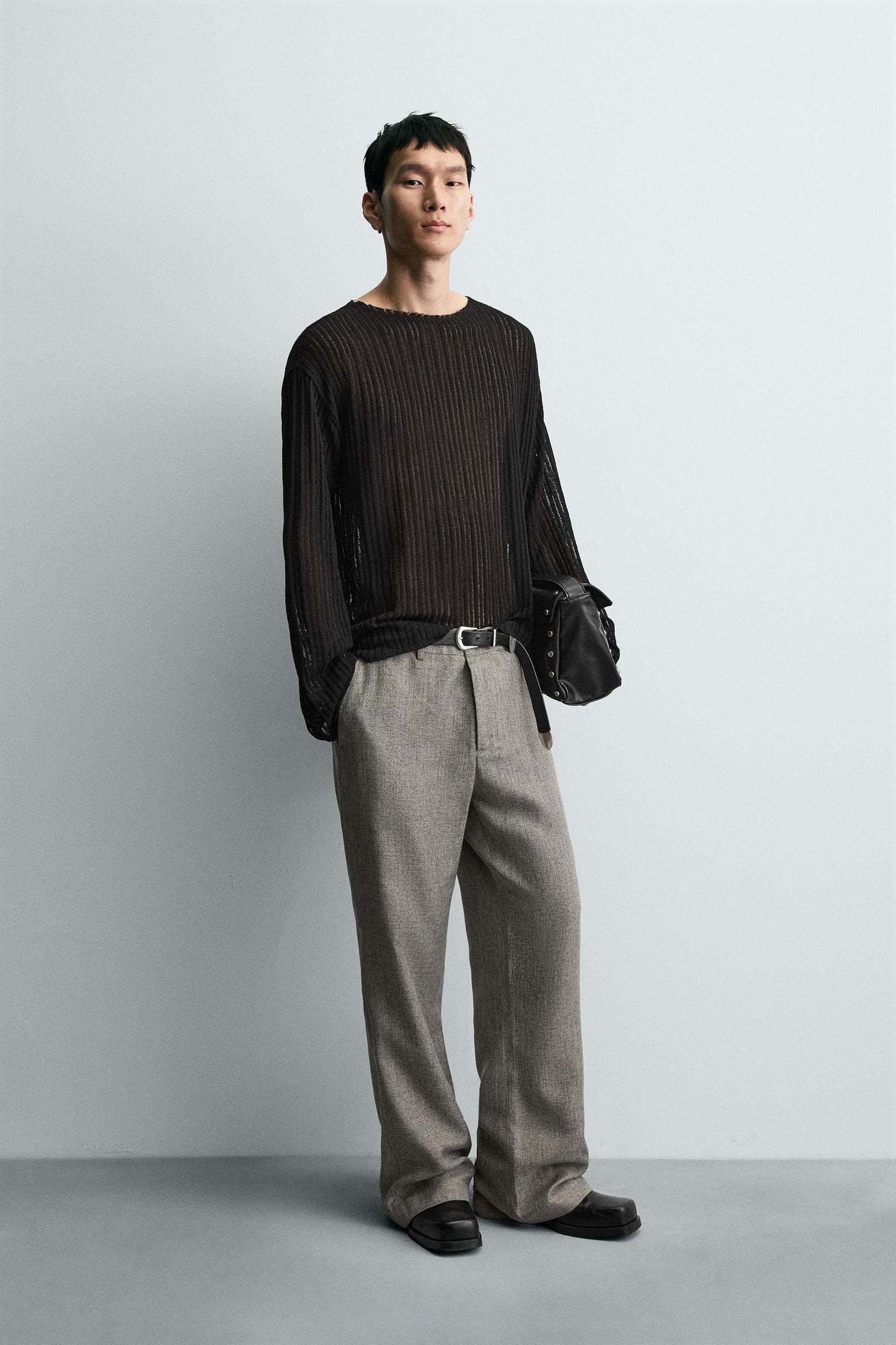 FLARE FIT STRUCTURED PANTS