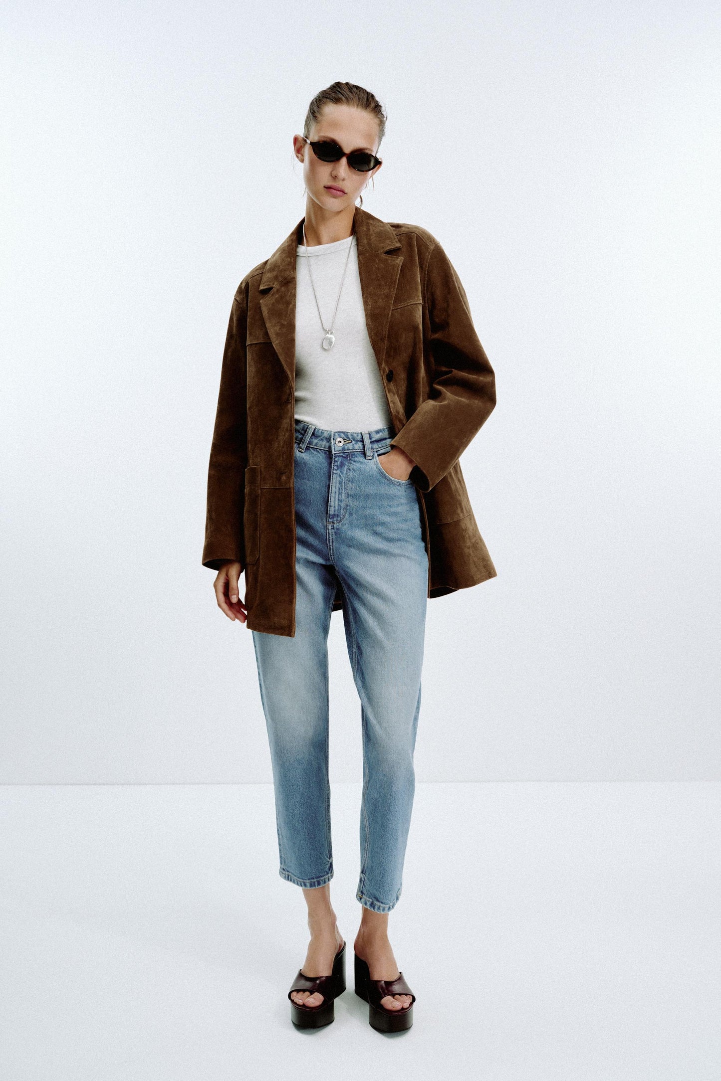 Z.01 HIGH WAIST COMFORT MOM FIT JEANS