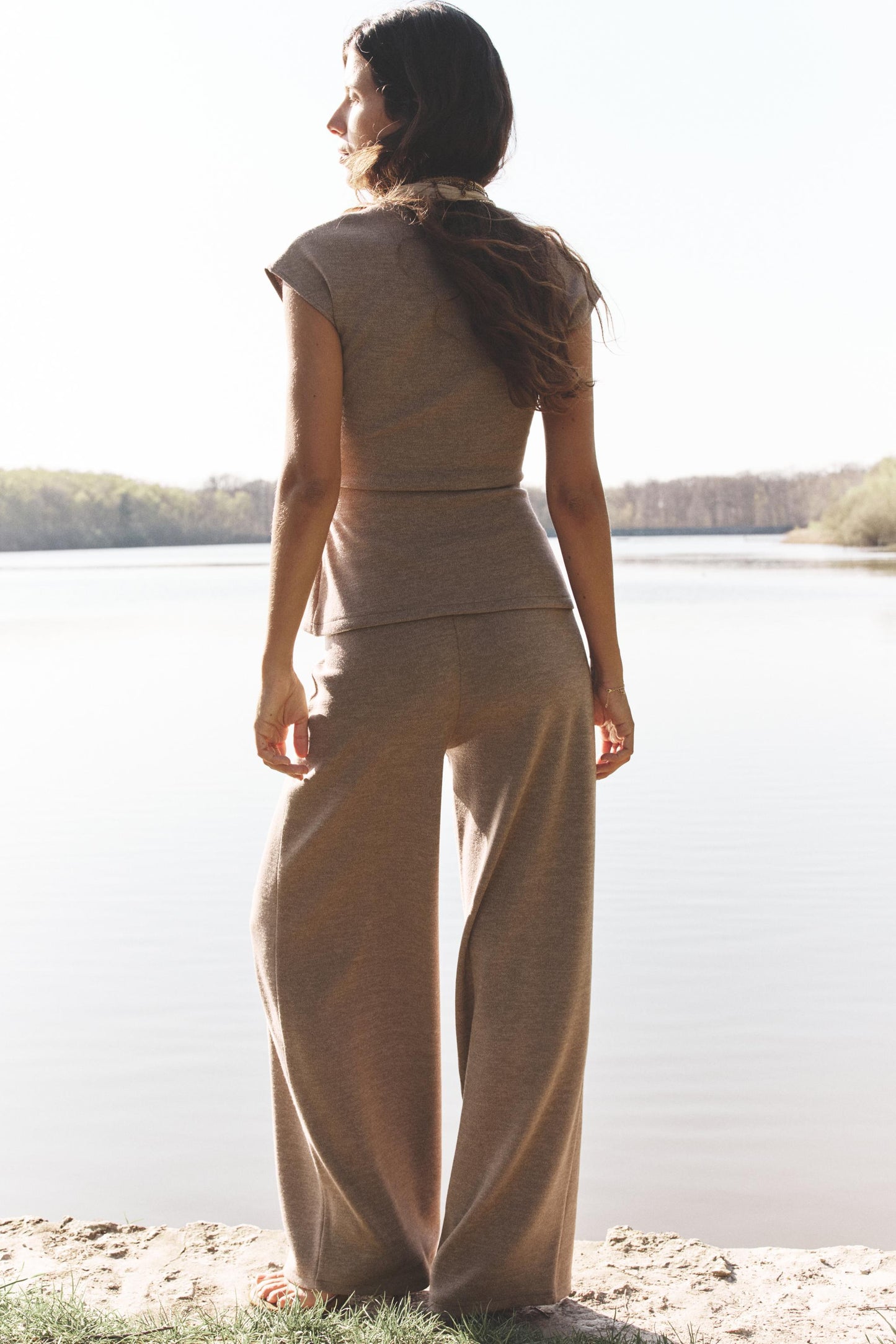TEXTURED WIDE LEG PANTS