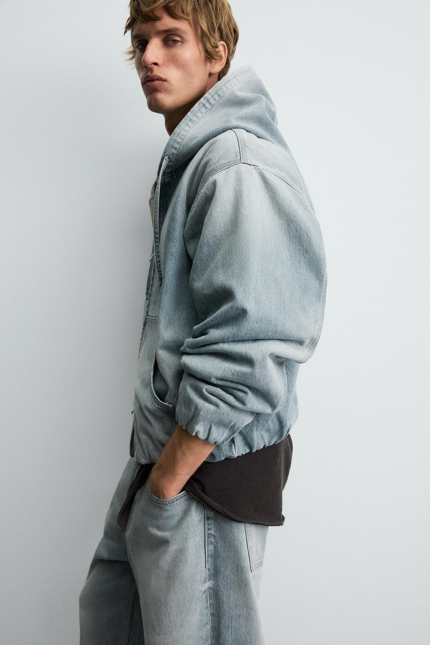 DENIM HOODIE JACKET