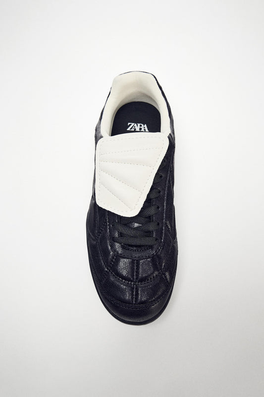 RUNNING SNEAKERS