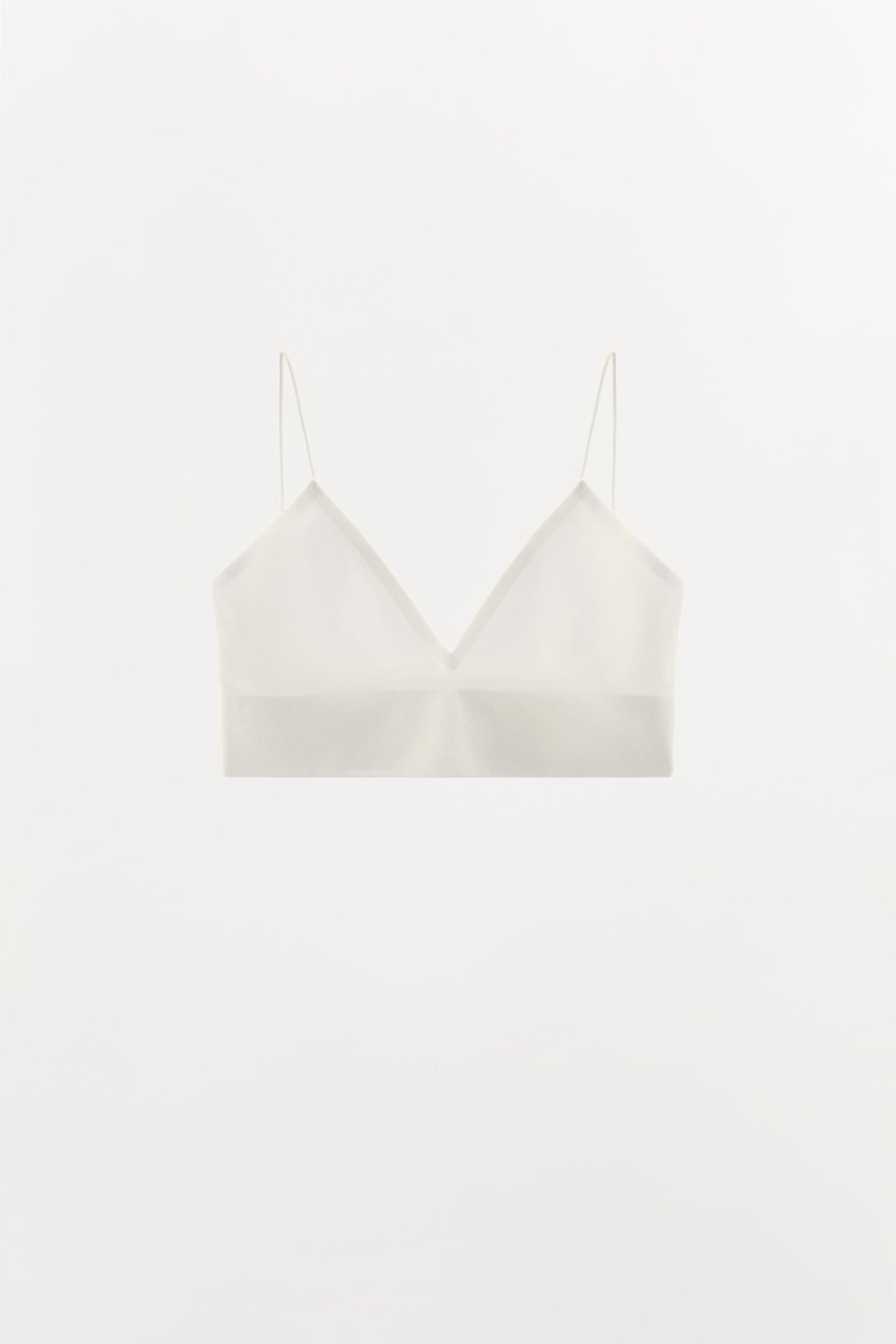 SEAMLESS TRIANGLE BRALETTE