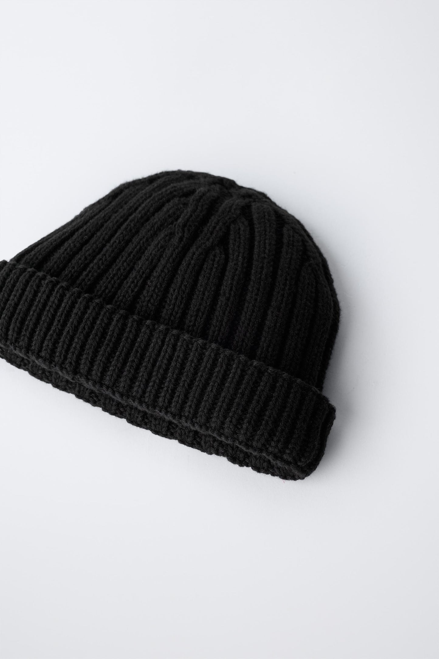 CHUNKY KNIT HAT