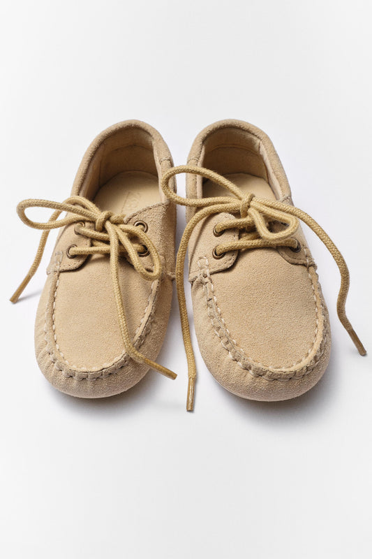 LEATHER LOAFERS