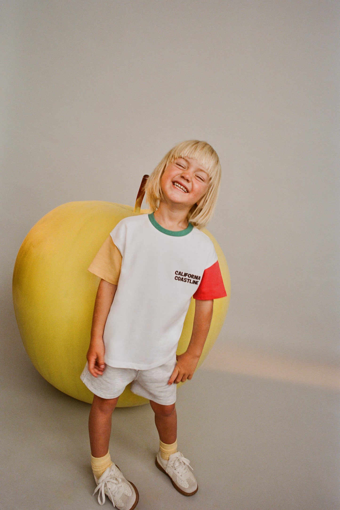 TEXT T-SHIRT AND HEATHERED BERMUDA JOGGING SET