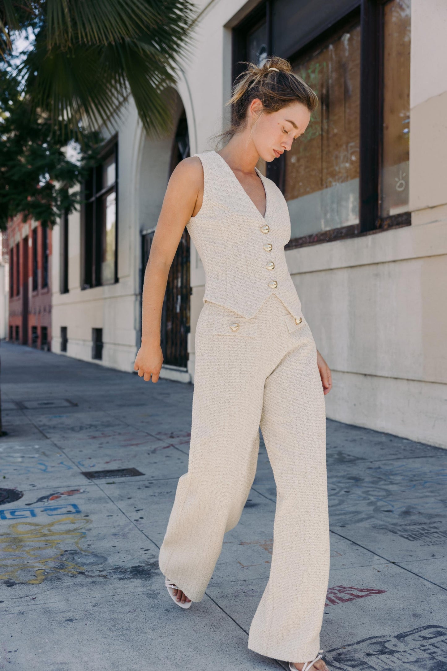 TEXTURED BUTTON VEST