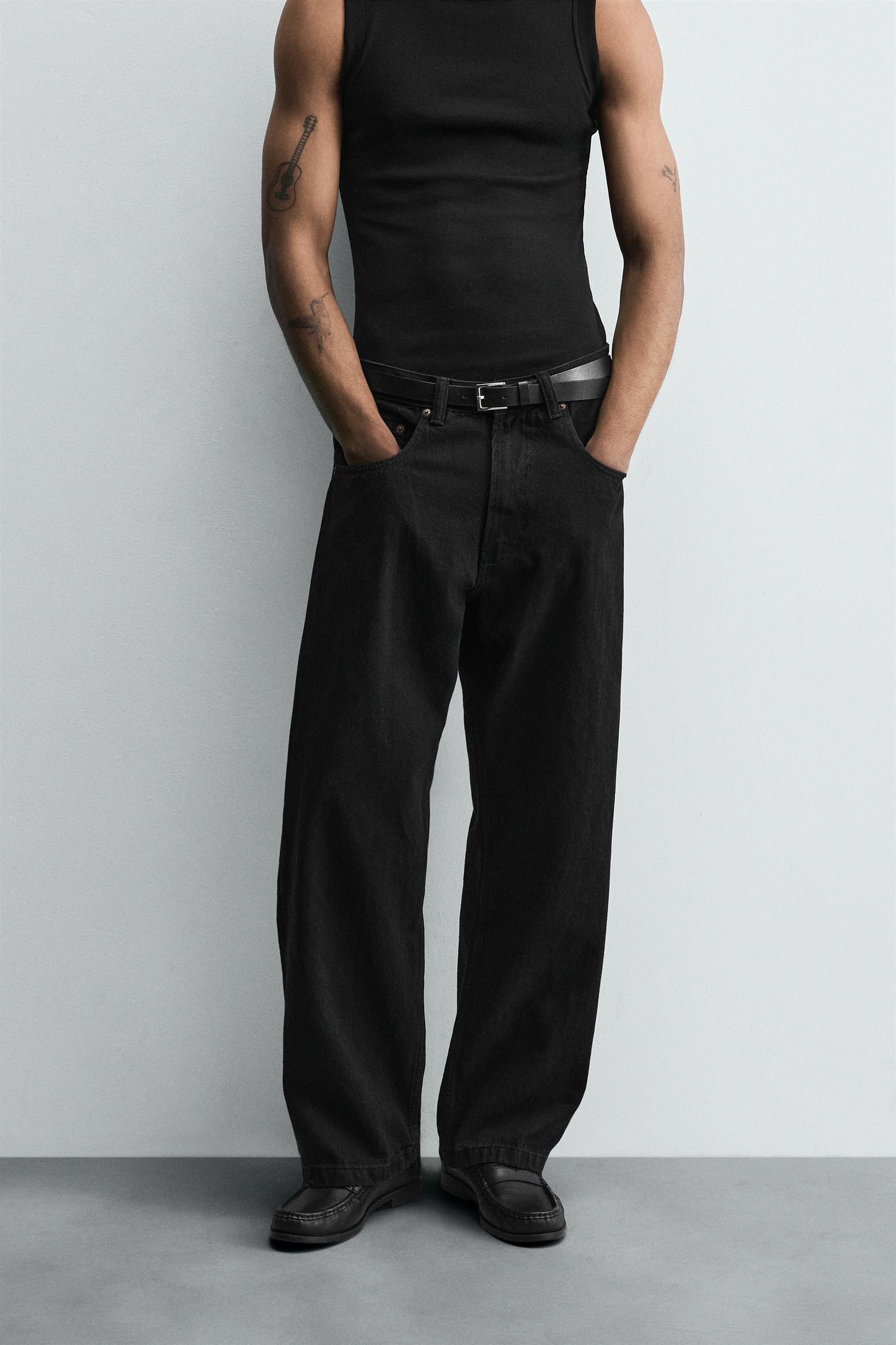 BAGGY FIT JEANS