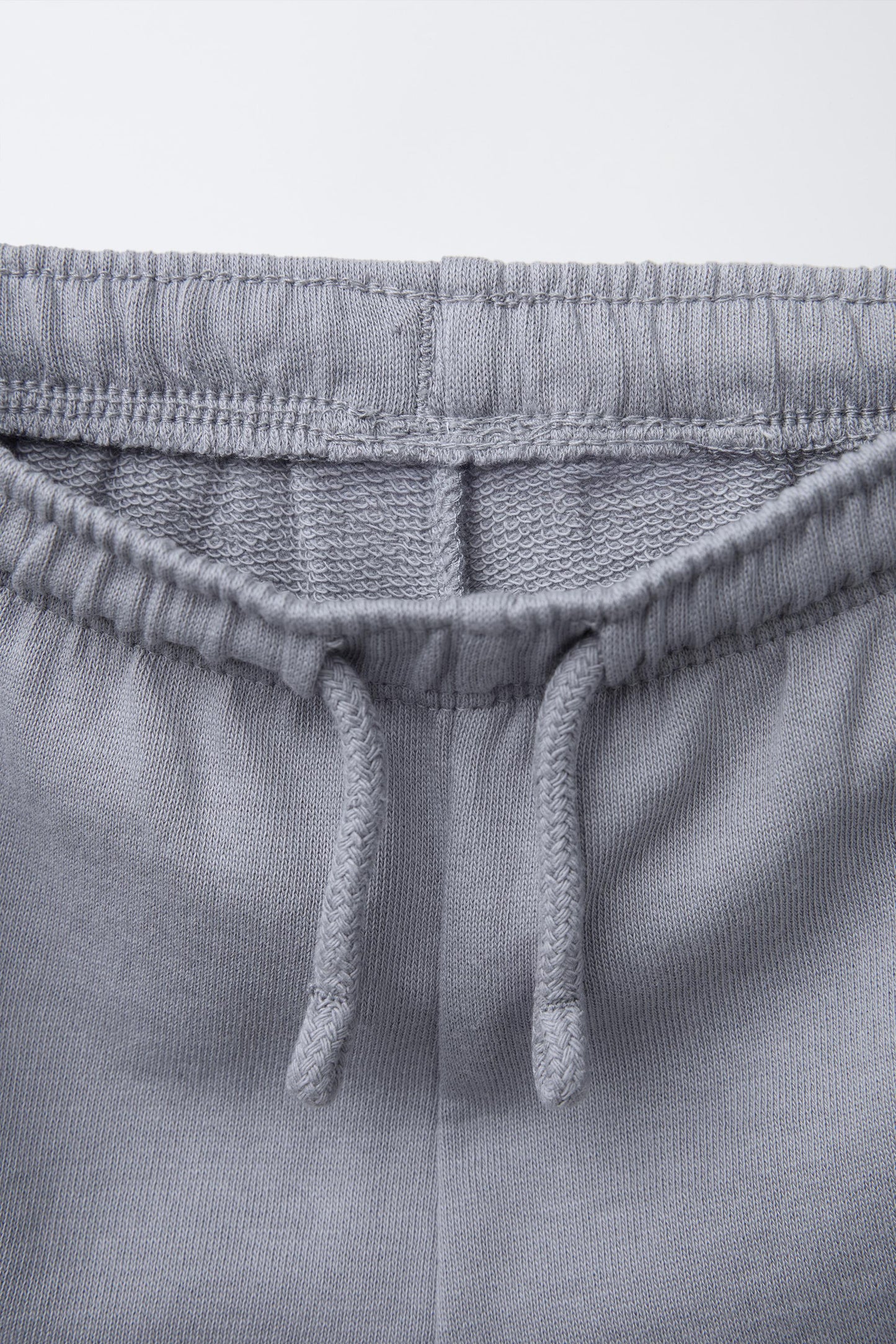 JOGGING SET WITH LABEL